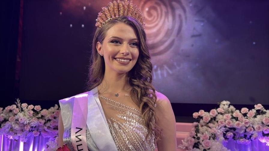 Избраха Царица Роза на Казанлък
