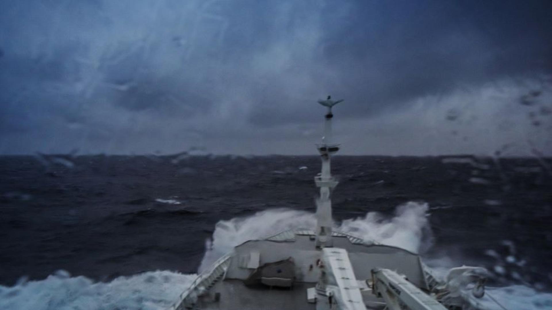 Силни ветрове над Егейско море промениха трафика на фериботите Отменени