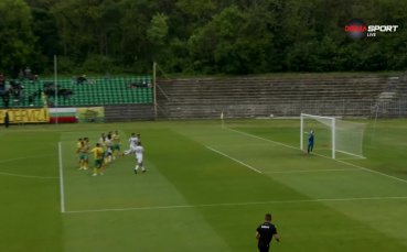 Илиас Илиадис отбеляза гола на 37-и кръг във Втора Лига