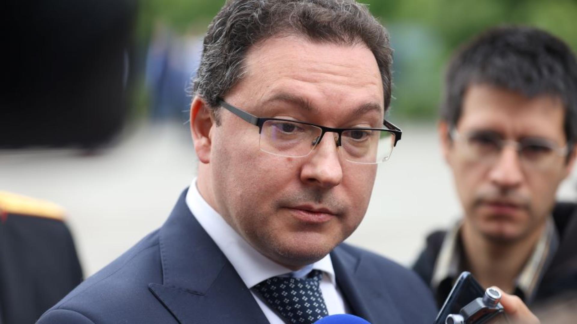 Руски шпиони дават съвети на мигрантите как да избегнат депортиране