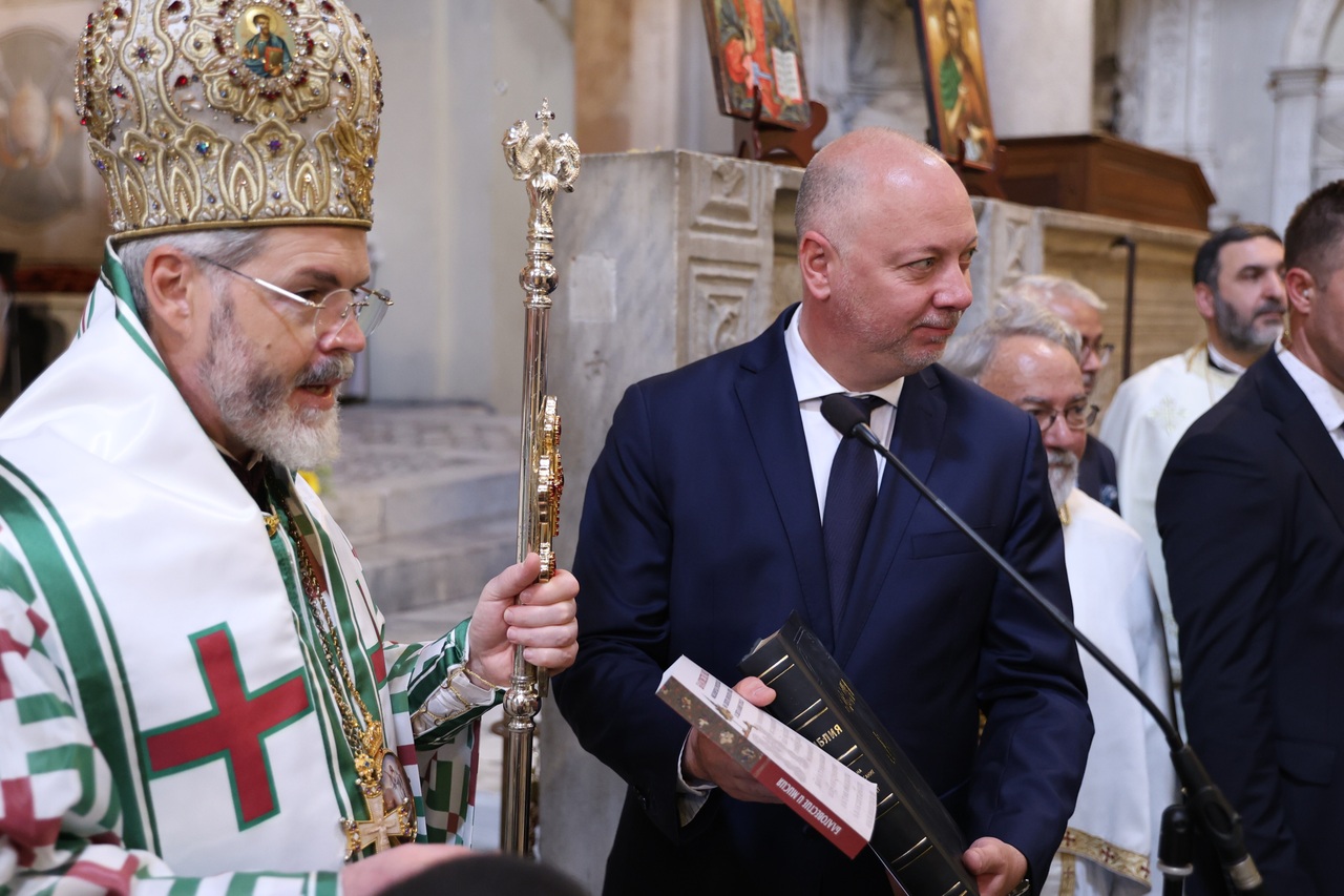 <p>Министър-председателят Росен Желязков е на посещение във Ватикана и Рим в навечерието на 24 май - Денят на светите братя Кирил и Методий, на българската азбука, просвета и култура и на славянската книжовност.</p>