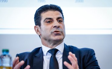 Намаляват отборите в efbet Лига