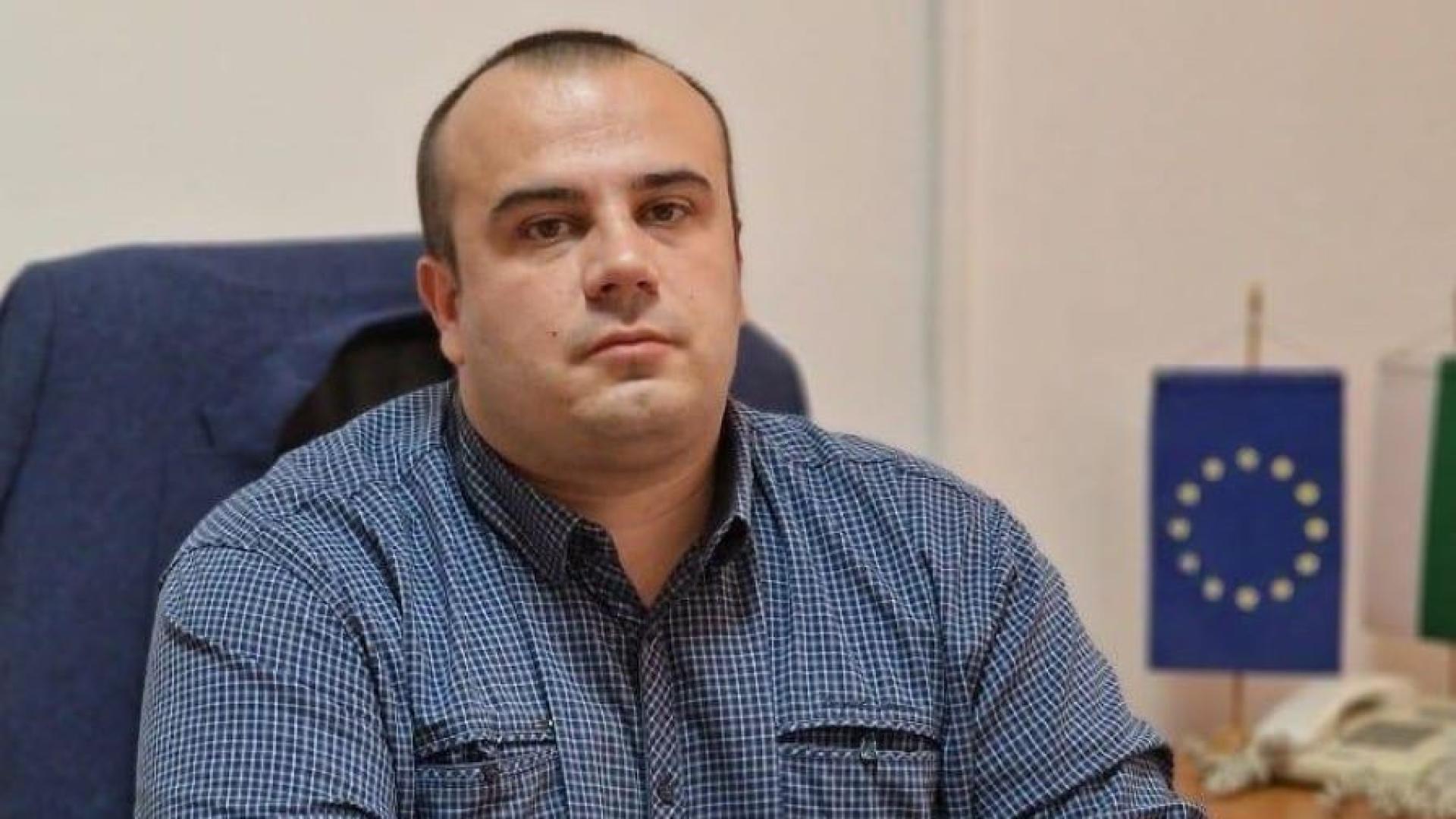 Директорът на МБАЛ Рахила Ангелова в Перник Емил Ненков подаде