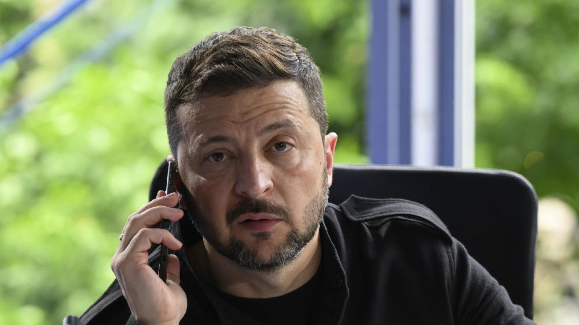 Украинският президент Володимир Зеленски заяви тази вечер че телефонният разговор