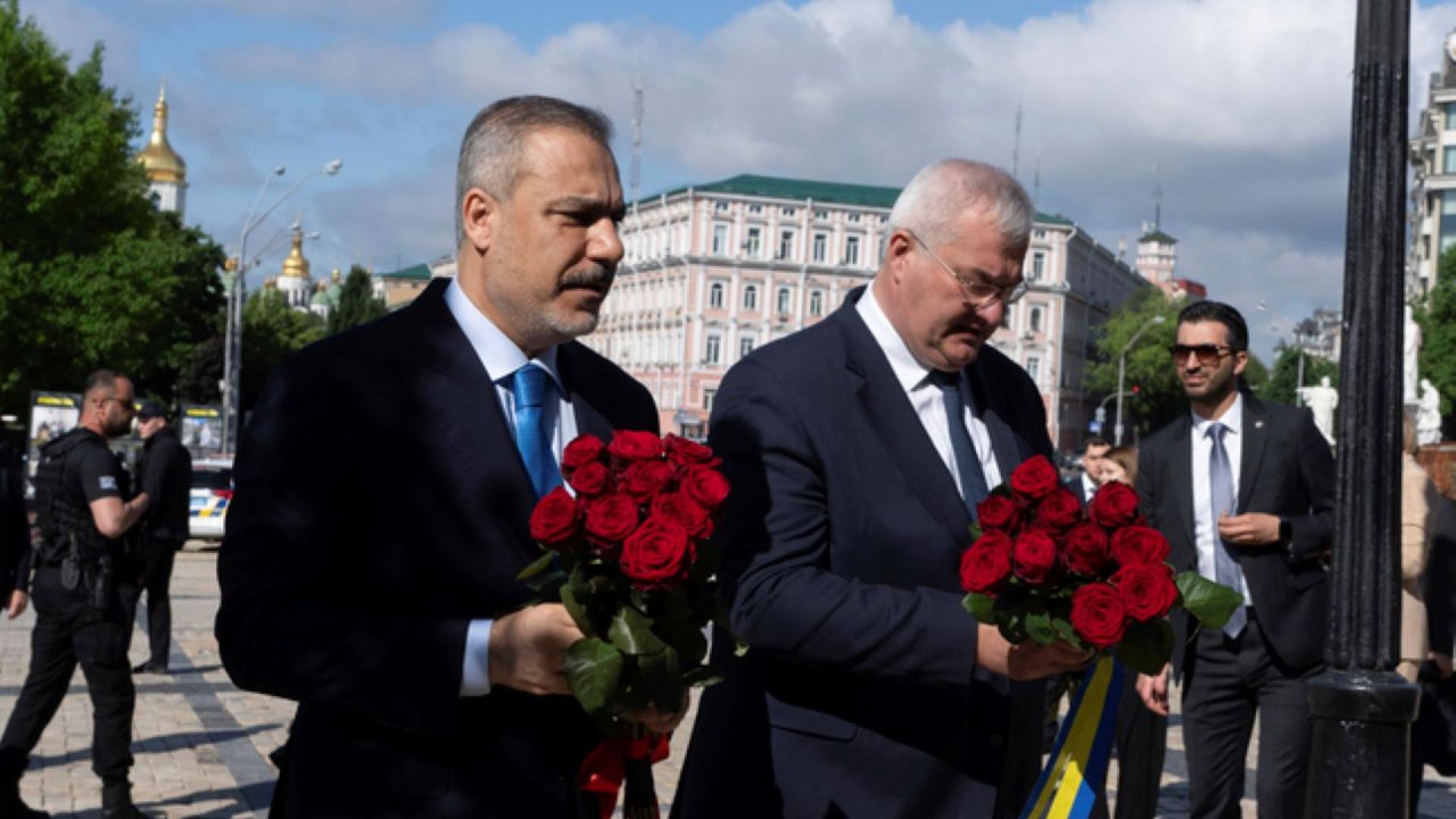 Турският външен министър Хакан Фидан беше приет от украинския президент