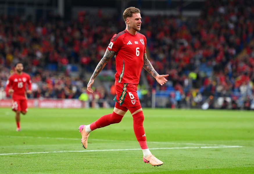 Уелс Лихтенщайн1