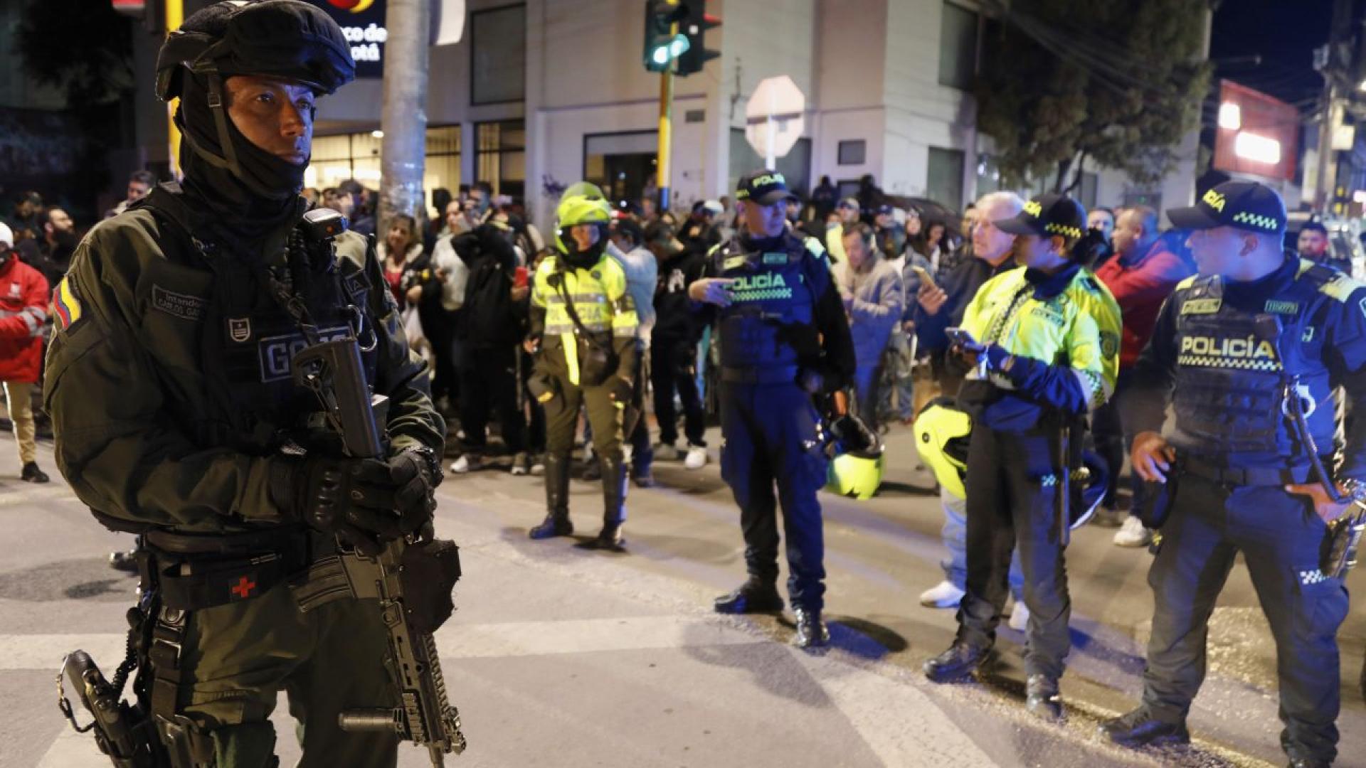 Колумбийският сенатор Мигел Урибе потенциален кандидат за президент се бори