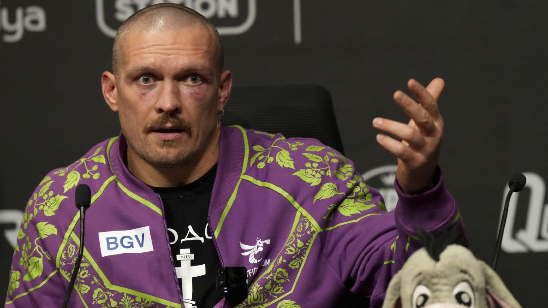 Световният шампион по бокс в тежка категория Олександър Усик от