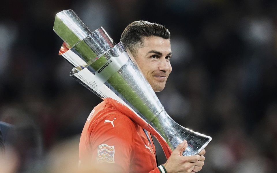 Роналдо с нова повиквателна за Португалия