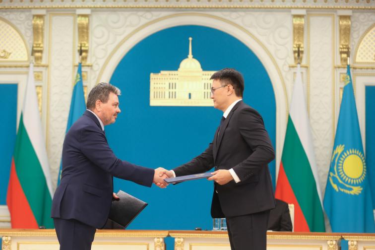 Президентът Румен Радев на официална визита в Казахстан