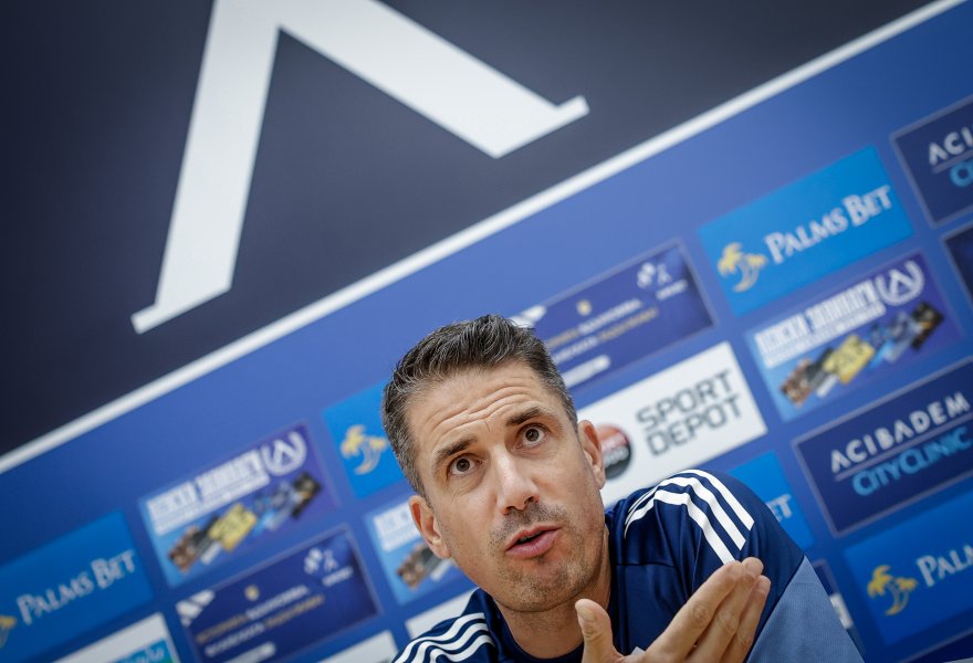 Хулио Веласкес1