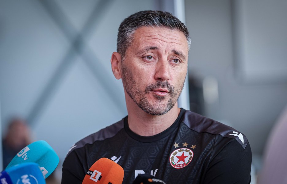 Пресконференция на Душан Керкез преди старта на лятната подготовка на1