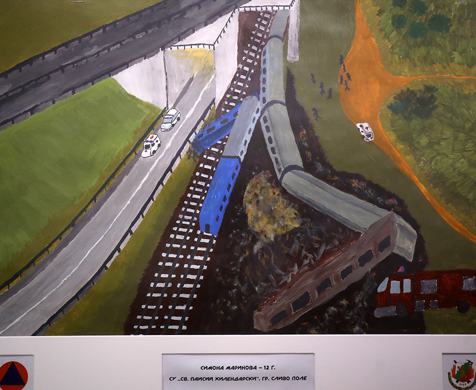 <p>В галерия &bdquo;ИКАР&rdquo; е третата съвместна изложба на ГДПБЗН и галерия &bdquo;ИКАР&rdquo;.</p>