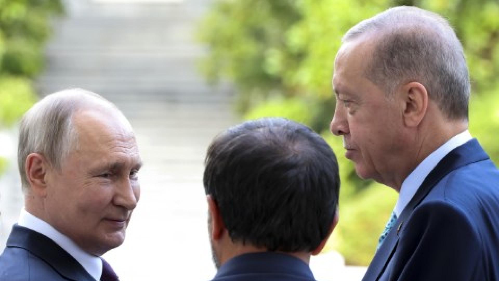 Президентите на Турция и Русия Реджеп Тайип Ердоган и Владимир