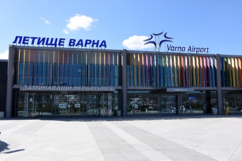 С извънреден полет израелски туристи излетяха от Варна