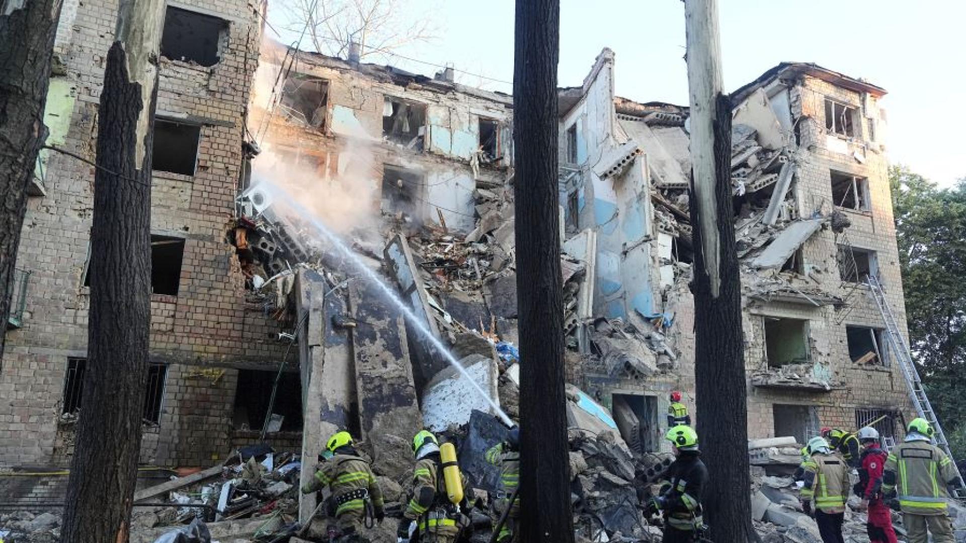 Една жена беше убита а няколко души ранени по време