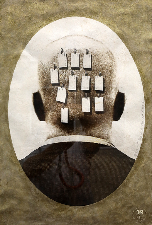 <p>Всяка картина на автора П. Бояджиев е фигура на стил, който материализира концепция, като я наслагва и констрастира с първоначалните ни очаквания.</p>