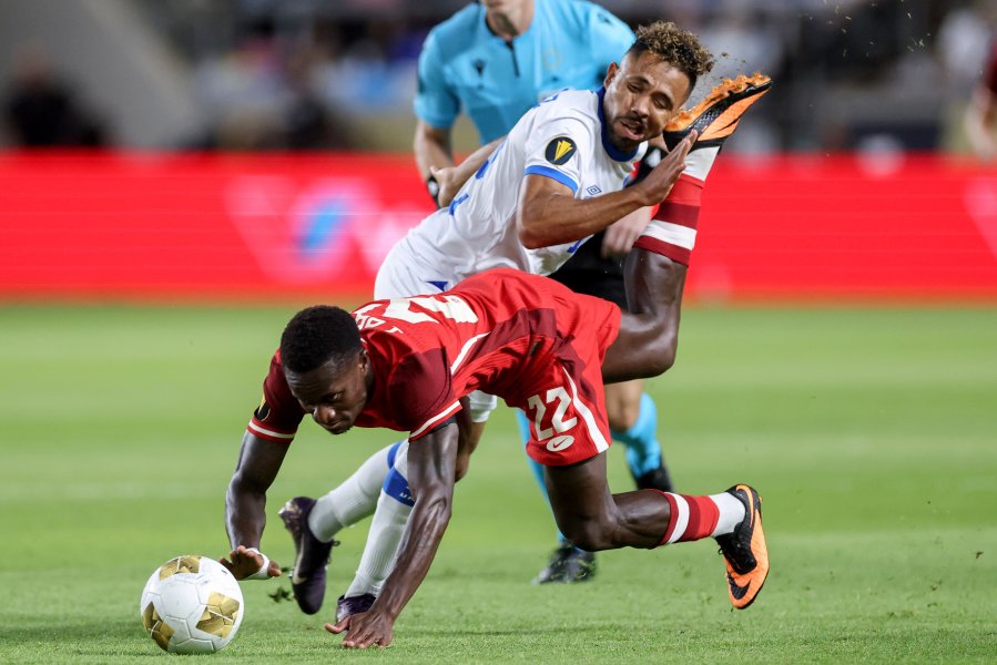 Канада Ел Салвадор1