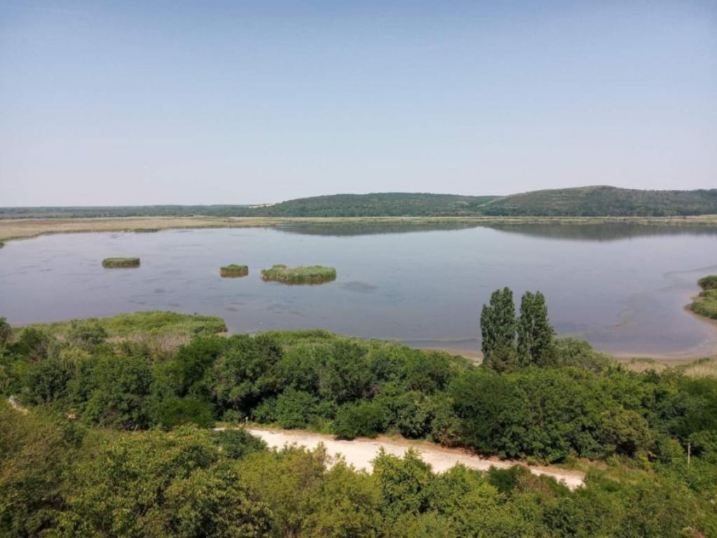 Езеро Сребърна