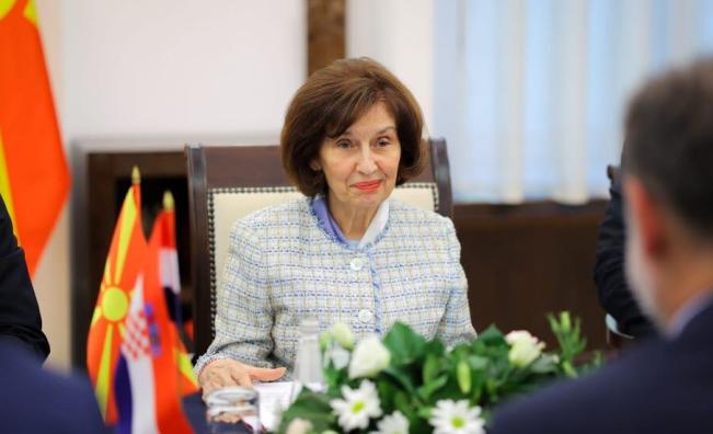 Силяновска за Румен Радев: Той ще бъде успешен премиер