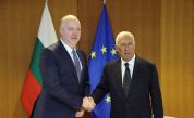 <p>Желязков и Коща се срещат в България за ключови разговори</p>