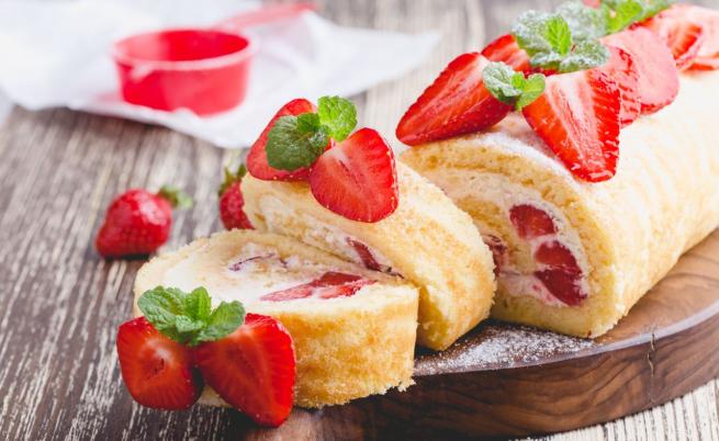 Най-свежият летен десерт: Ягодови рулца, които ще пленят всички