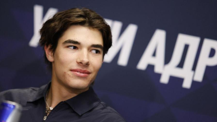 Никола Цолов и Крисия официално потвърдиха връзката си