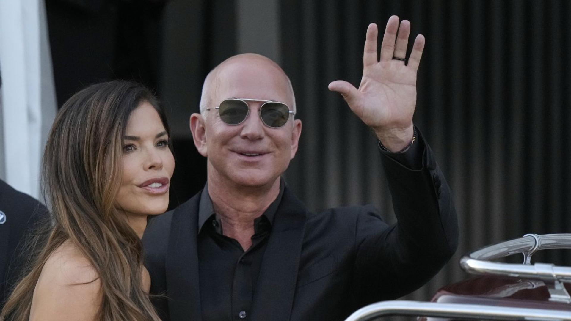 Сватбените тържества на Джеф Безос и Лорън Санчес официално приключиха 61 годишният