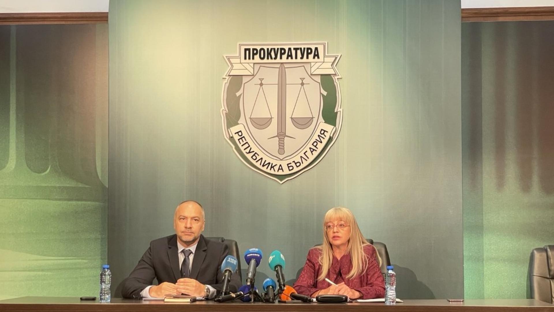 Разбиха организирана престъпна група за измами и пране на пари