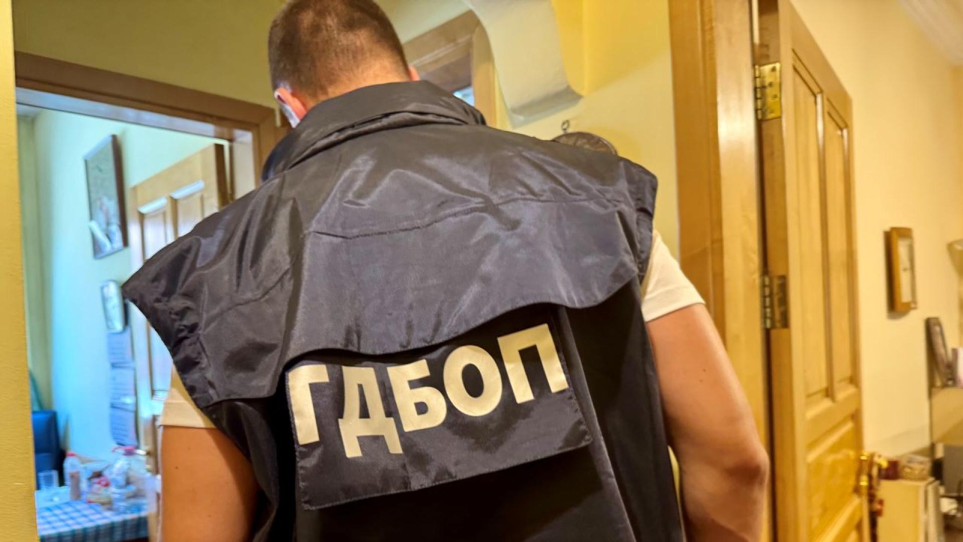 При акцията на ГДБОП и ДАНС срещу престъпна група за