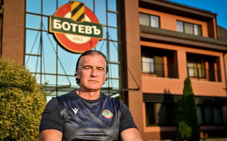 Иван Цветанов оглави школата на Ботев Пловдив