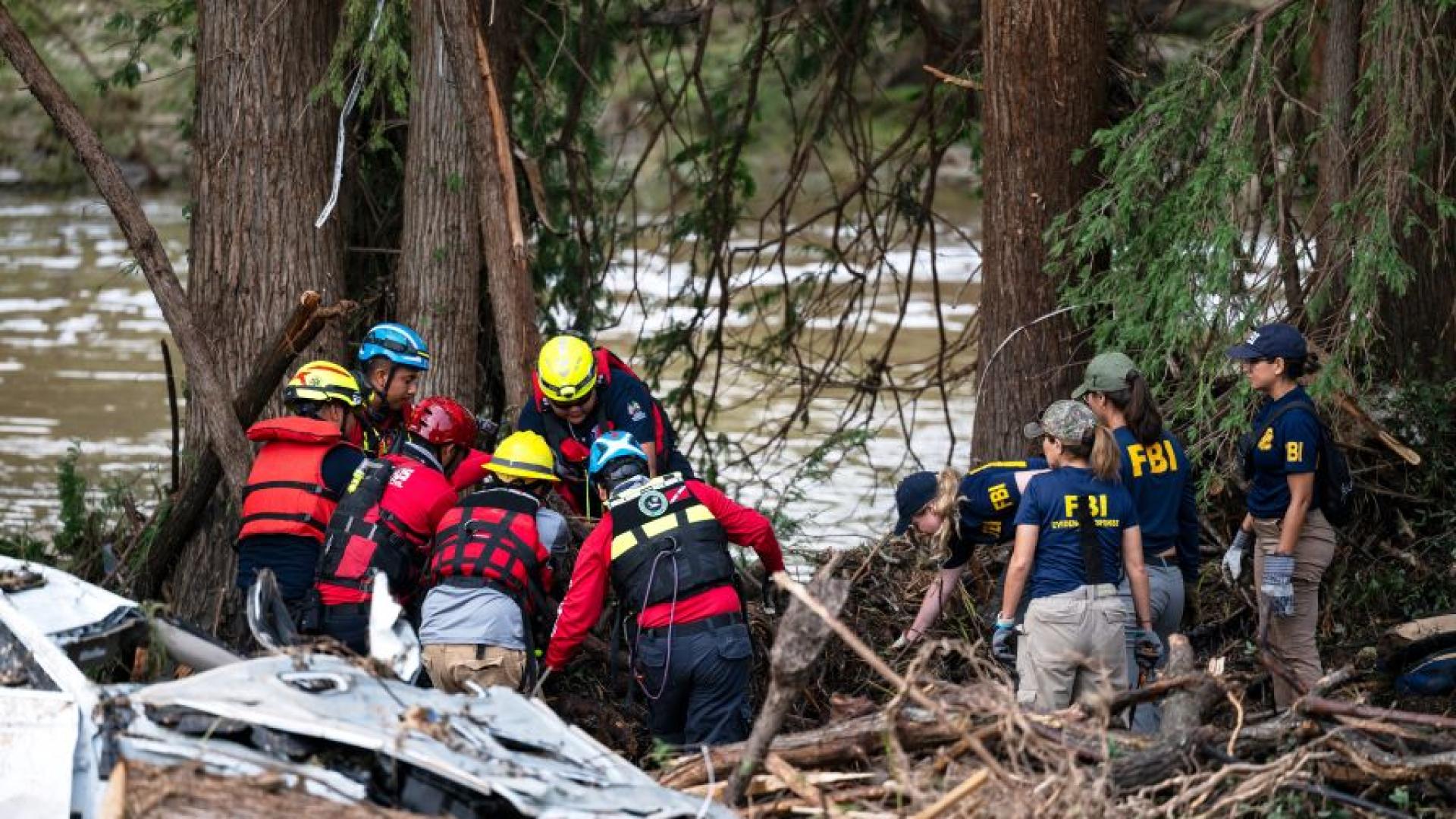 Броят на загиналите при опустошителните наводнения в щата Тексас на
