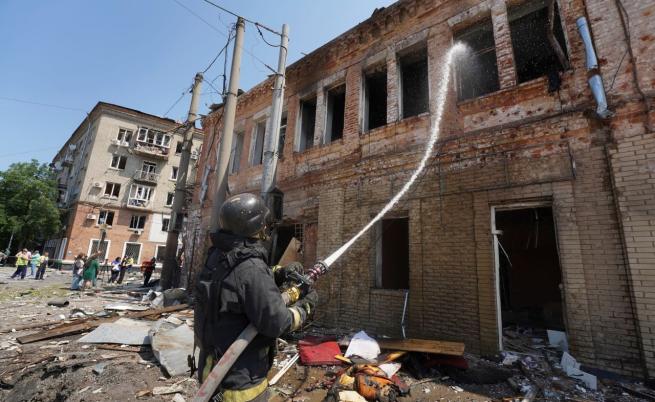 Руски дрон удари родилно отделение в Харков