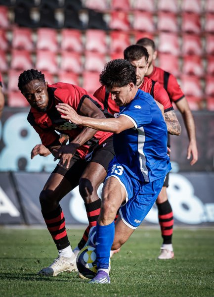 Локомотив София Апоел Петах Тиква1