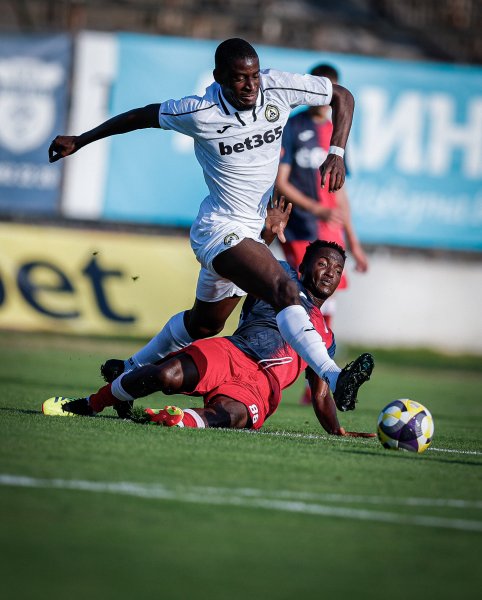 Славия Марек Дупница1