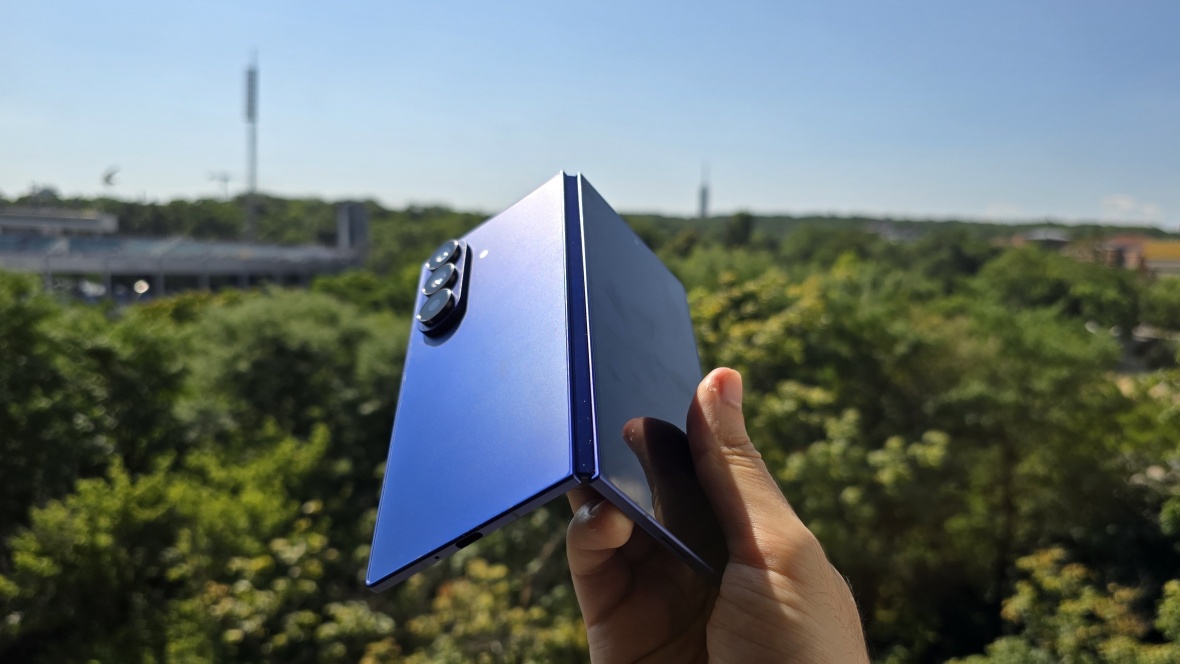 Samsung Galaxy Z Fold7: Пълното разгръщане на AI