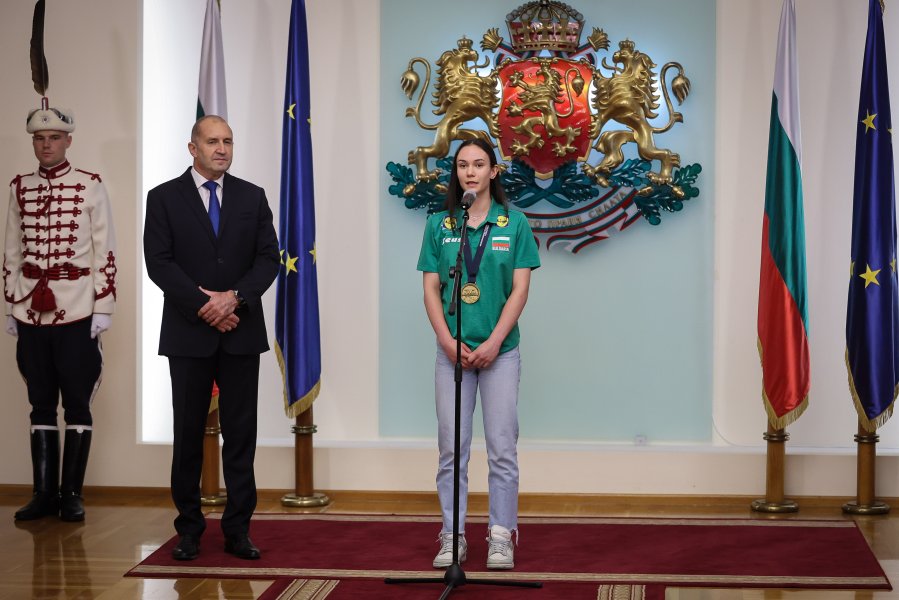 Волейбол награждаване1