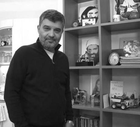 Тодор Славков е починал внезапно днес следобед в къща за