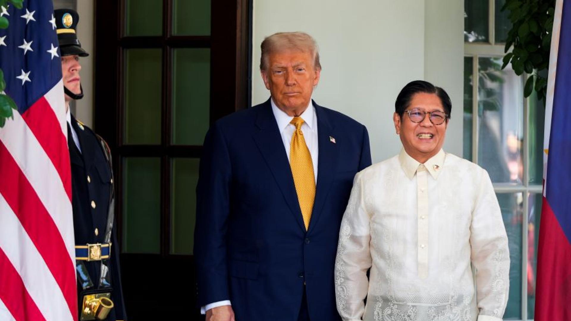 Президентът Доналд Тръмп обяви че Филипините ще плащат мита от