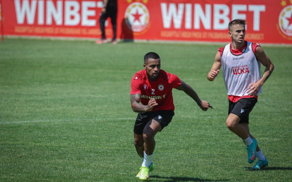 Бранител на ЦСКА получи контузия