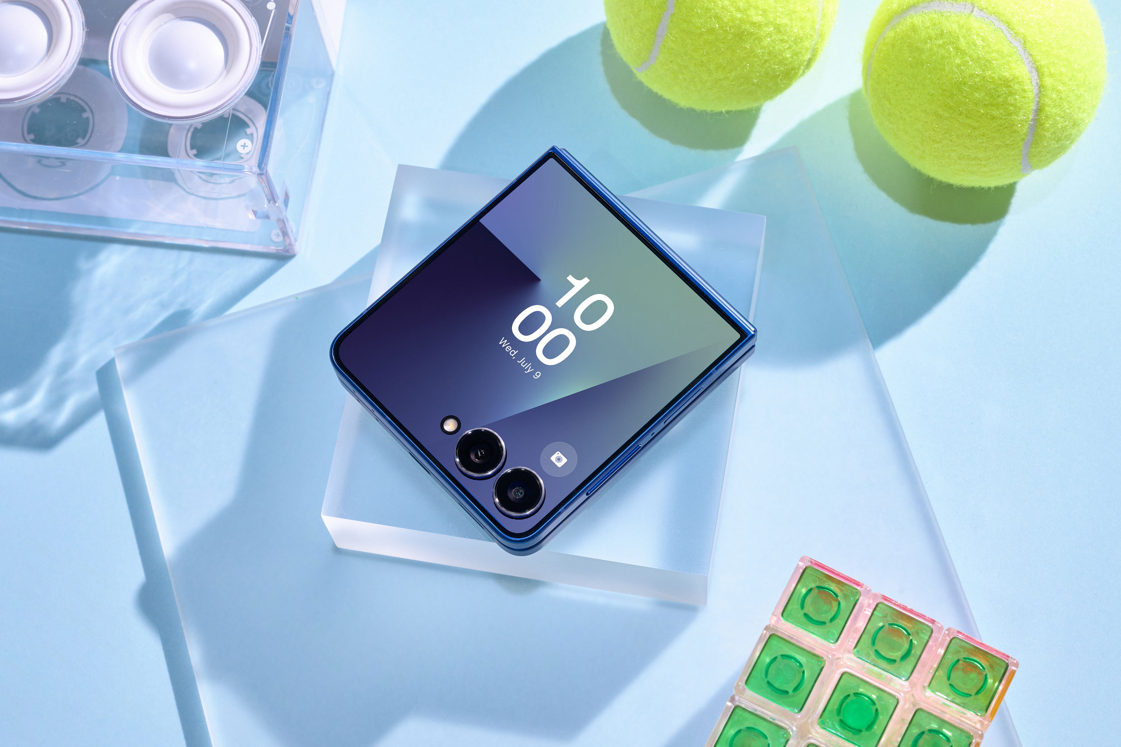 Samsung прави сгъваемите смартфони още по-умни и мощни