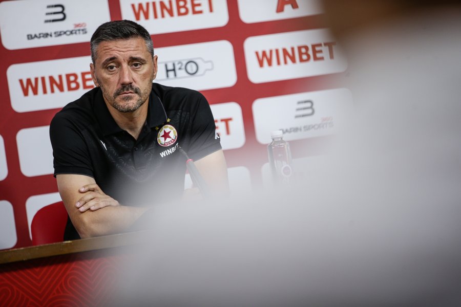 Пресконференция на Душан Керкез1