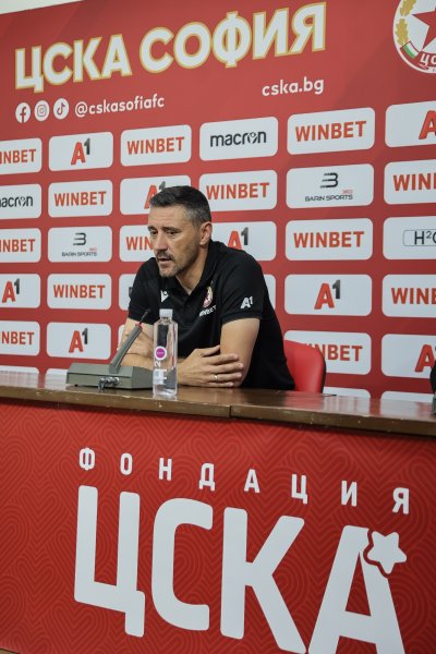 Пресконференция на Душан Керкез1