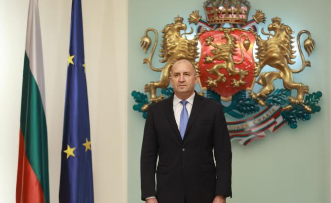 Президентът Радев удостои с орден 