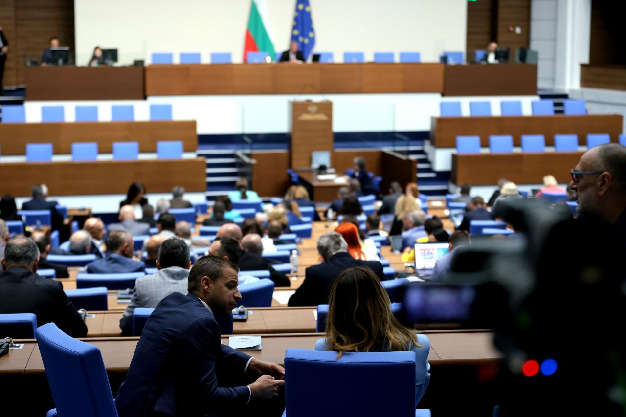 Парламентът прие окончателно промените в НК за конфискация на имущество от трети лица
