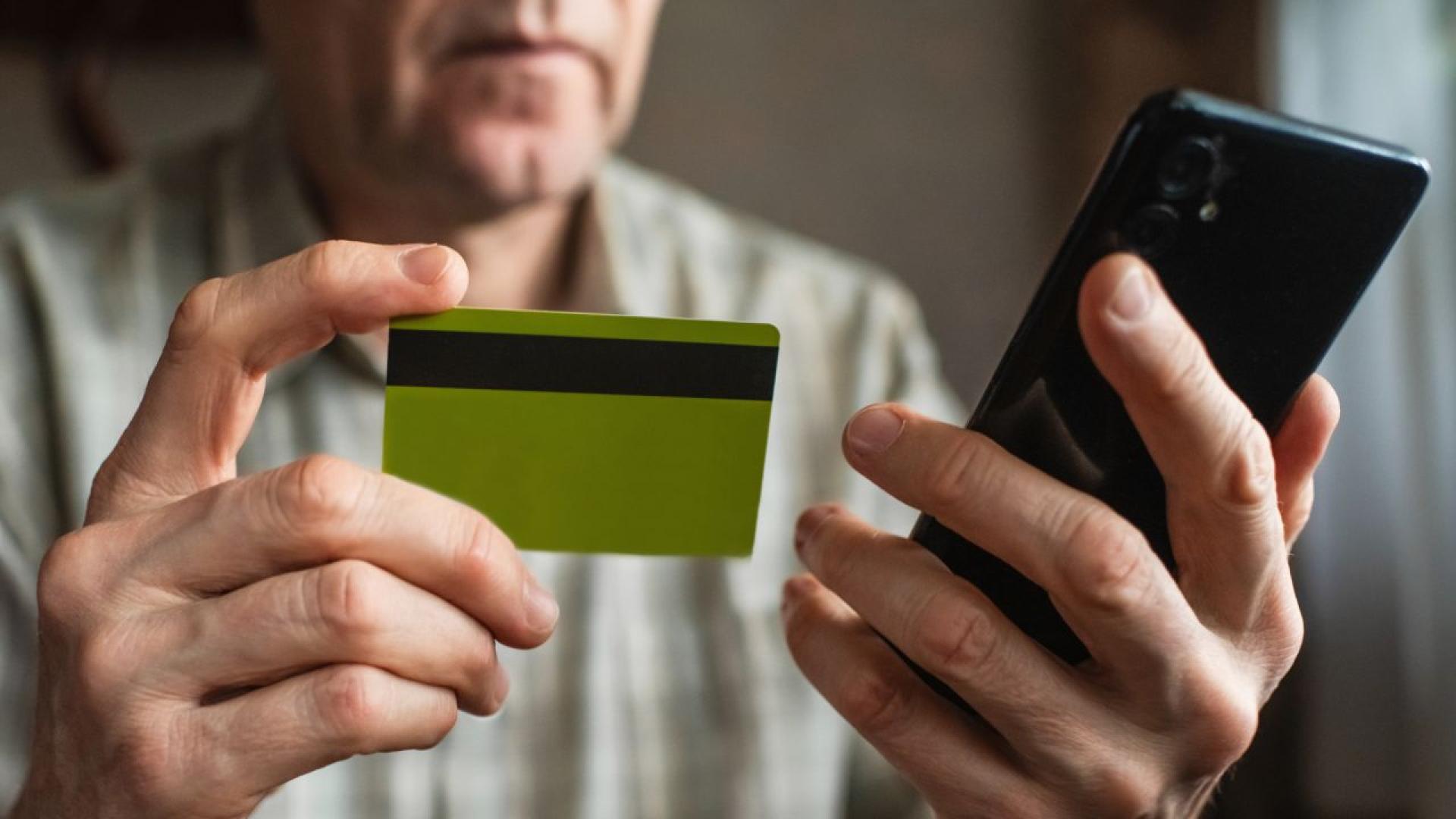 Периодът на двойно обозначаване на цените на стоките и услугите