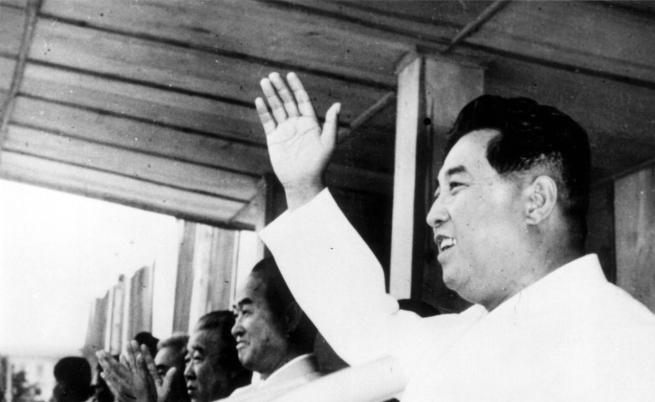 Между истината и лъжите - какво знаем за детството на диктаторите