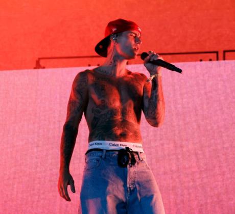 Джъстин Бийбър сподели с феновете си една по интимна страна от