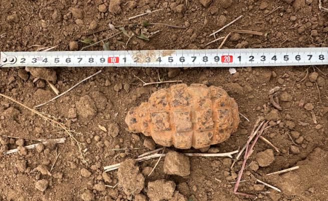 Деца намериха корозирала граната в изоставен имот край Добрич