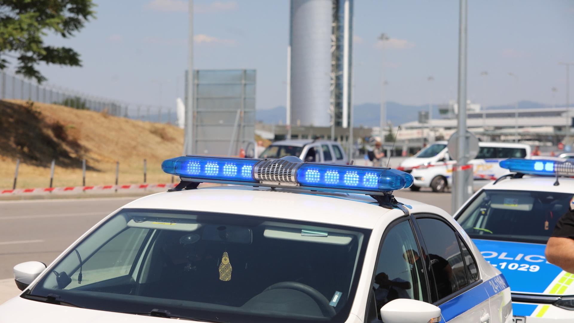 Млад мъж е в реанимацията на сливенската болница с тежки